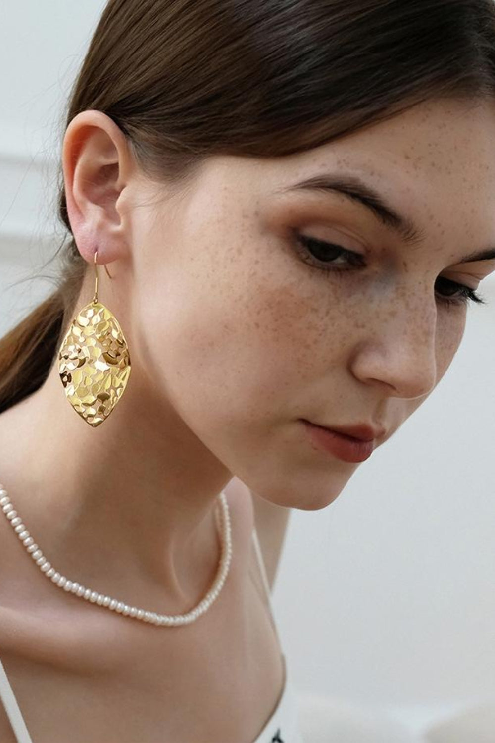 KayBee & Company Brass Cutout Leaf Shape Earrings