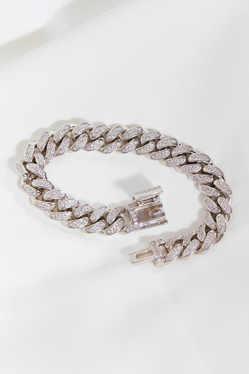 KayBee Stunning Curb Chain Bracelet