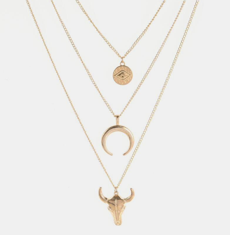 KayBee & Compan Three-Layered Bull Head Pendant Necklace