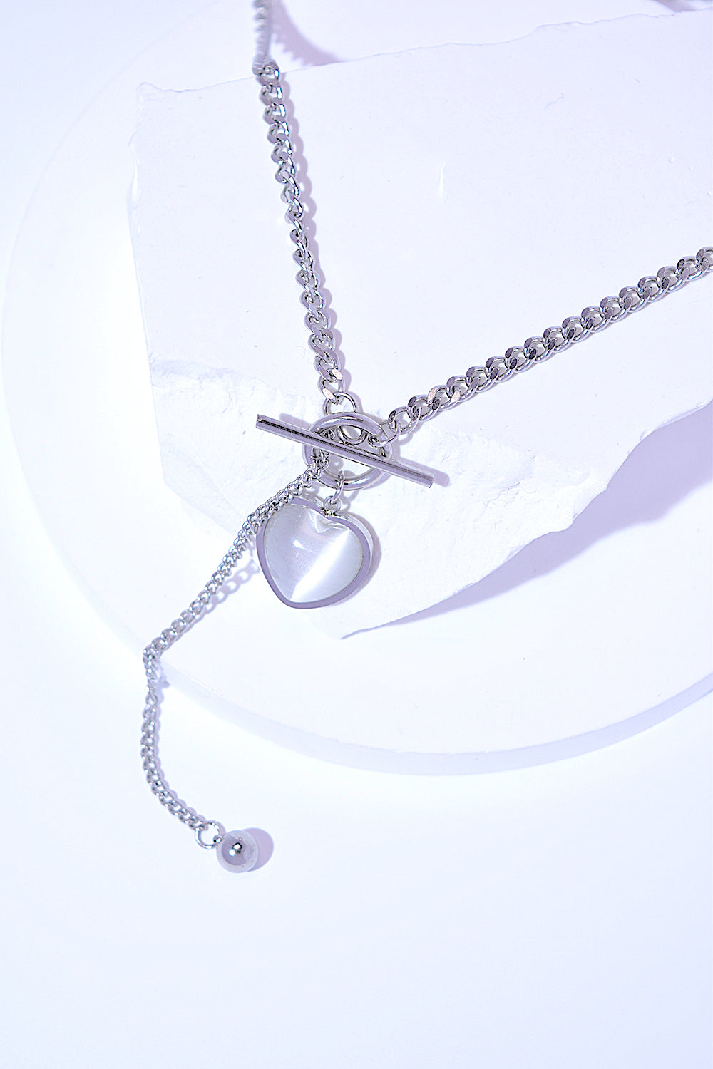 Stunning and Exquisite Cat's Eye Stone Heart Necklace