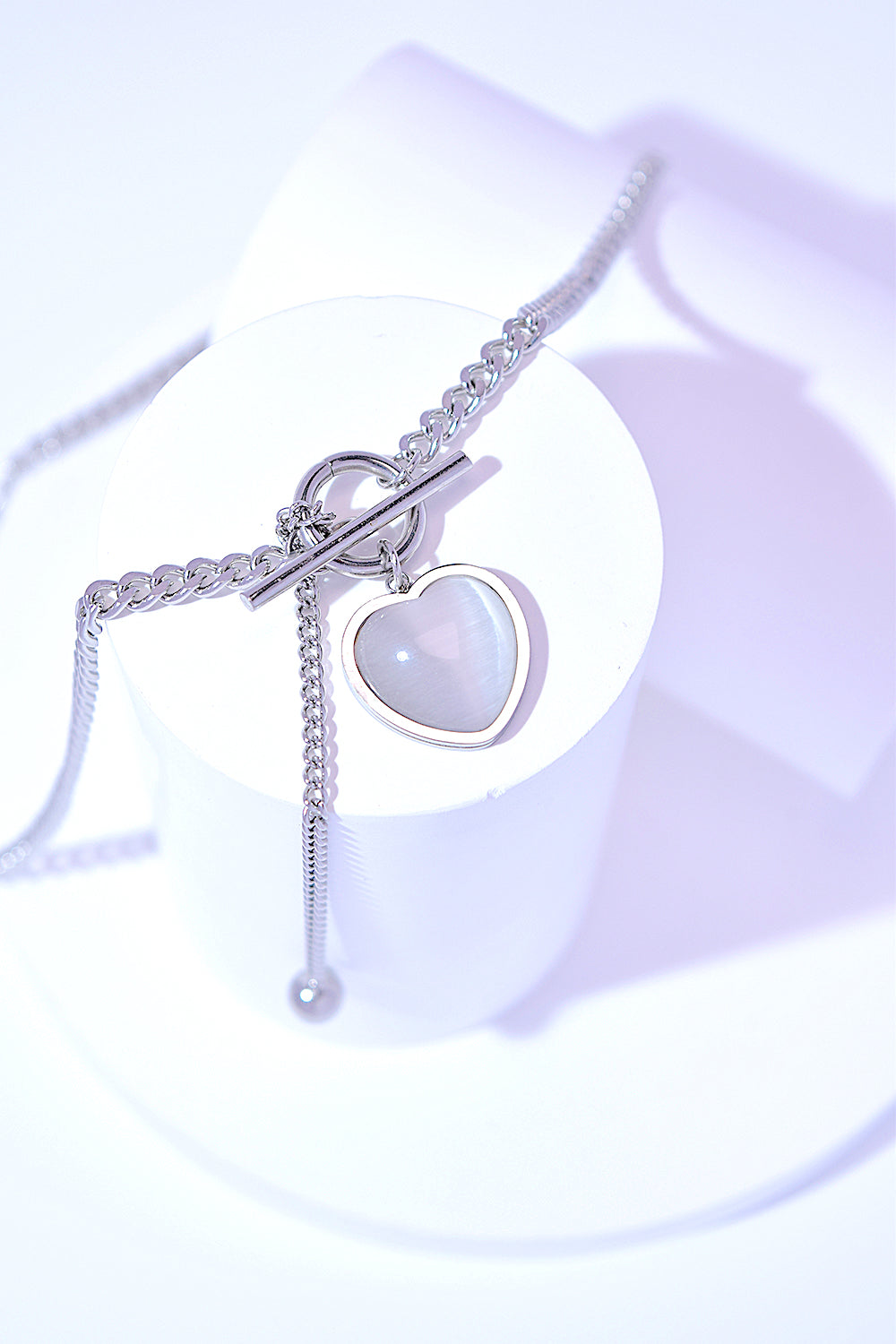 Stunning and Exquisite Cat's Eye Stone Heart Necklace