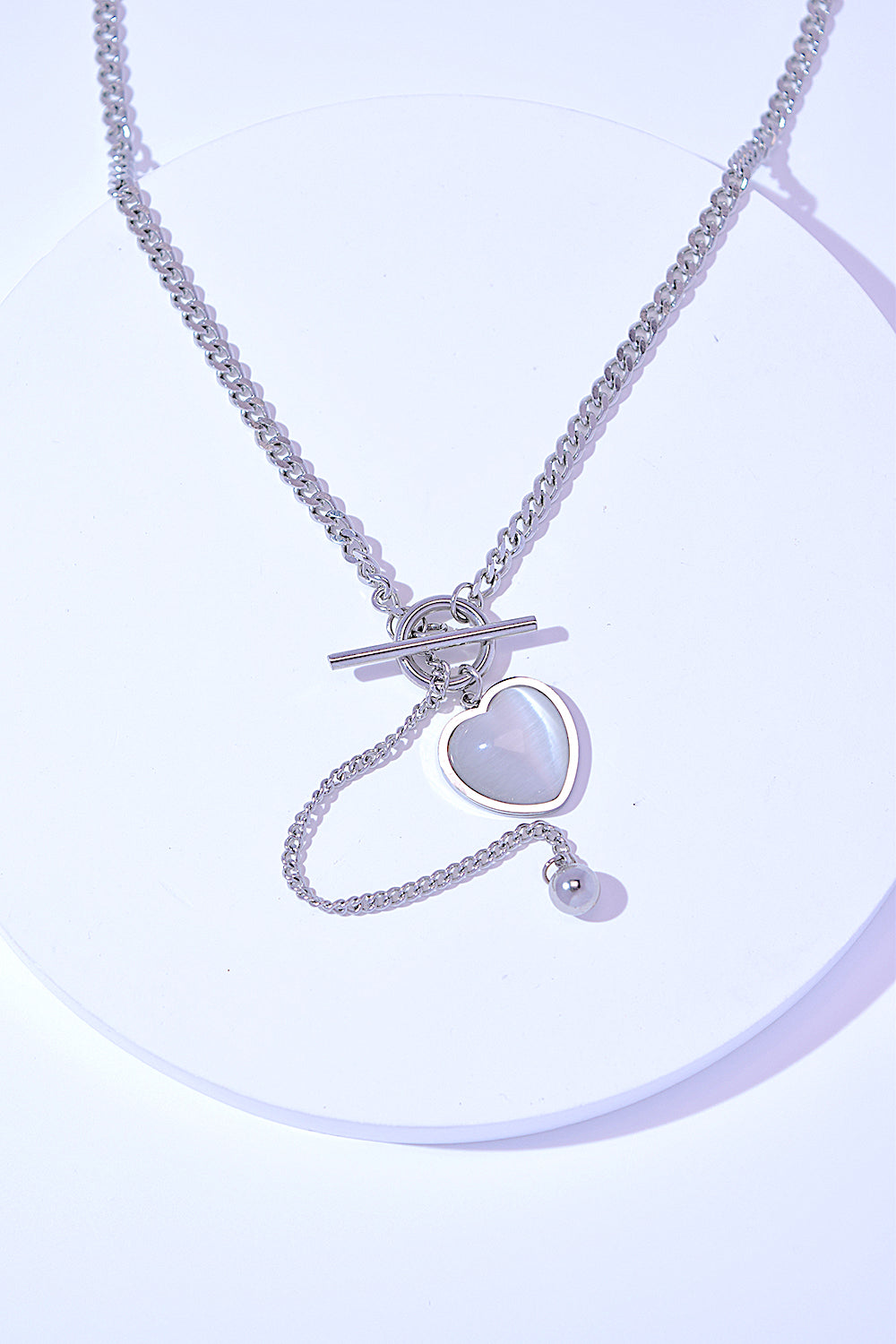 Stunning and Exquisite Cat's Eye Stone Heart Necklace