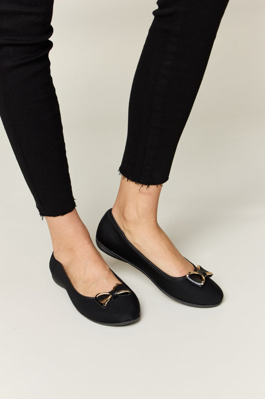 Forever Link Metal Buckle Ballet Flats