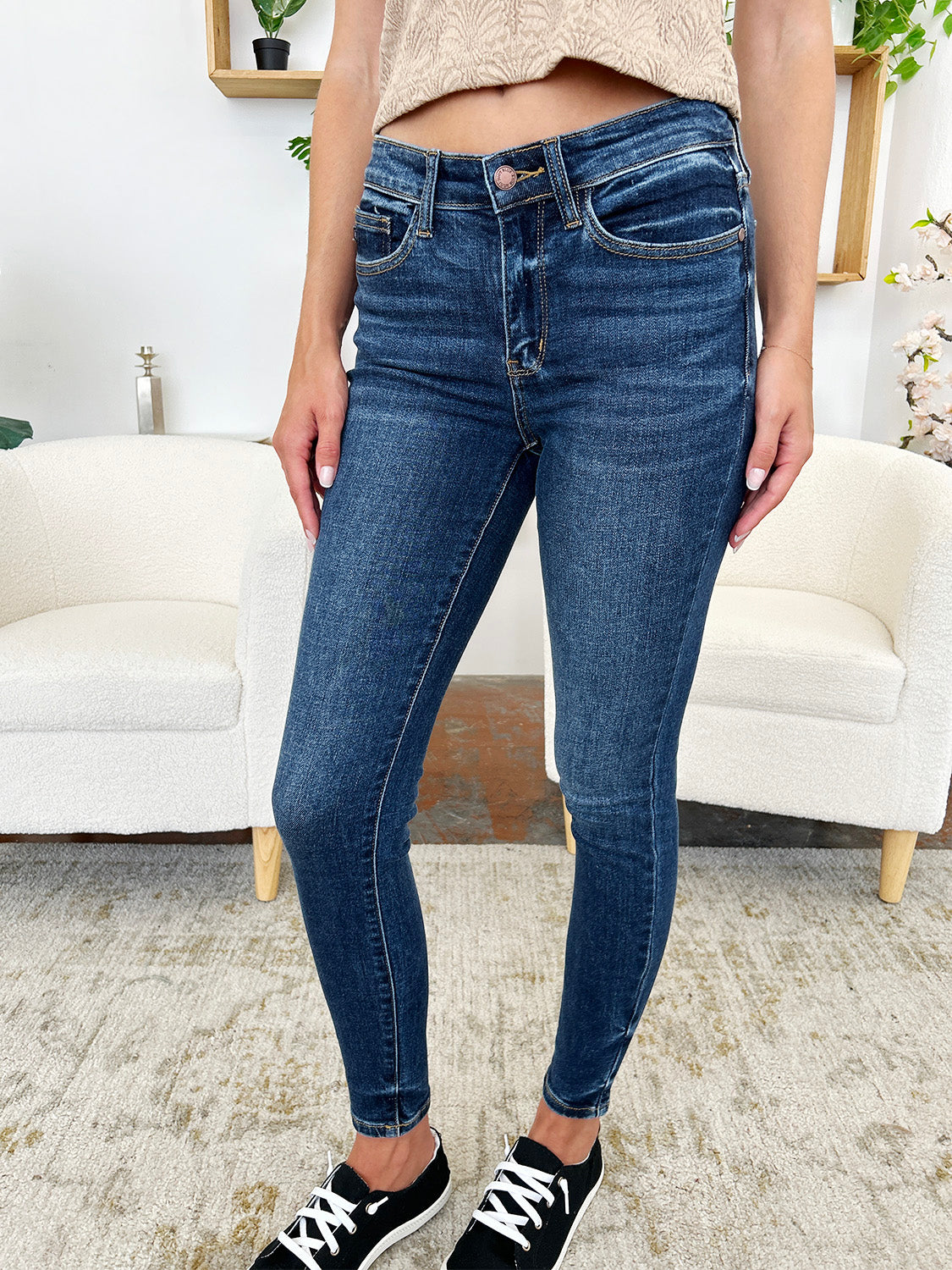 Judy Blue Classic Hand Skinny Jeans