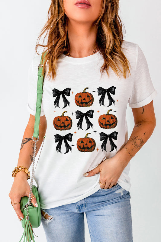 KayBee So Spooky Halloween Jack-o-Lanterns and Bows Round Neck Short Sleeve T-Shirt